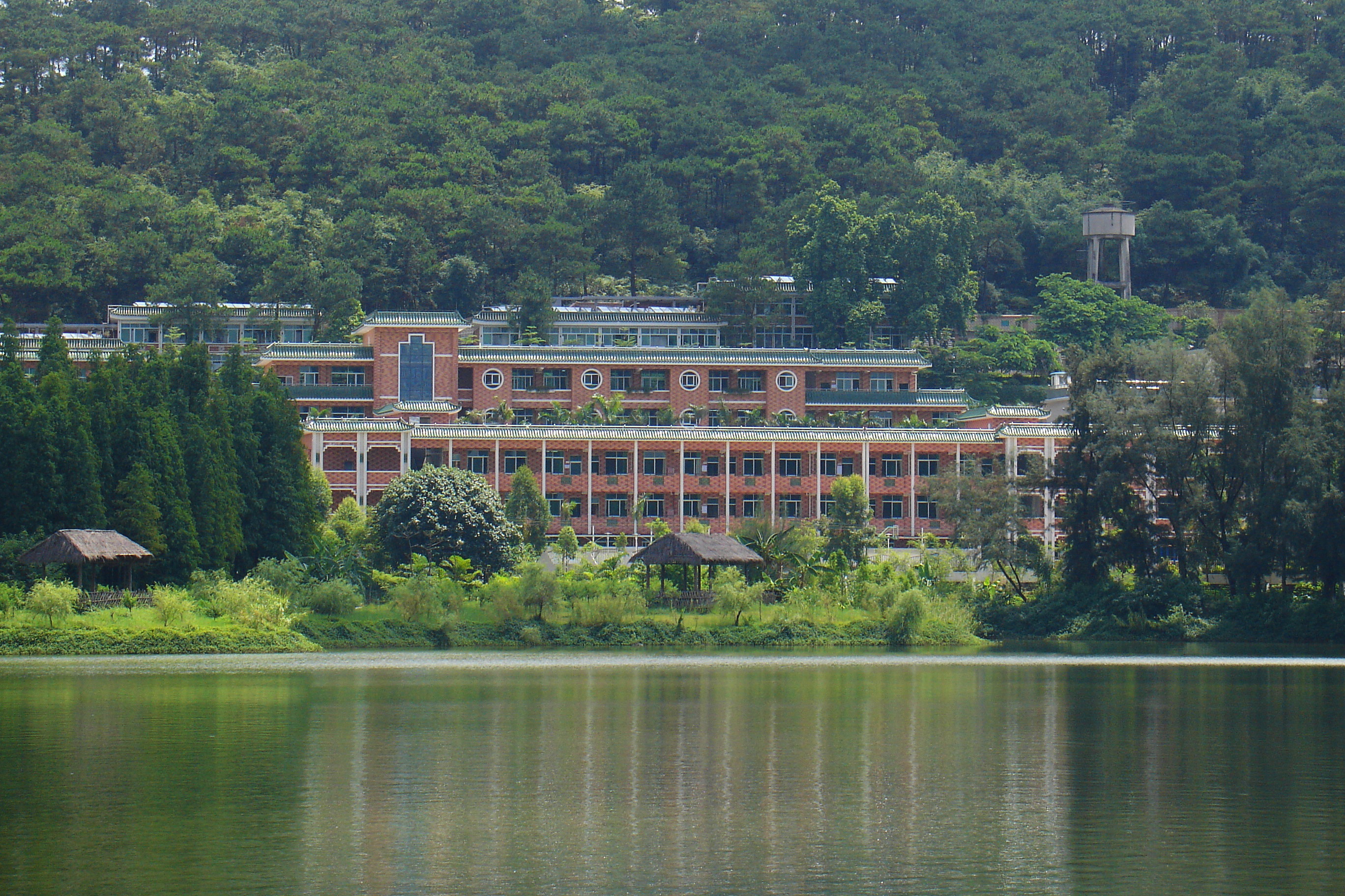 肇庆校区-普通本科招生网 - 广东金融学院